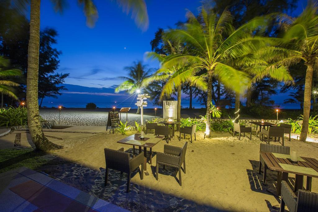 D Varee Mai Khao Beach Bagian luar foto