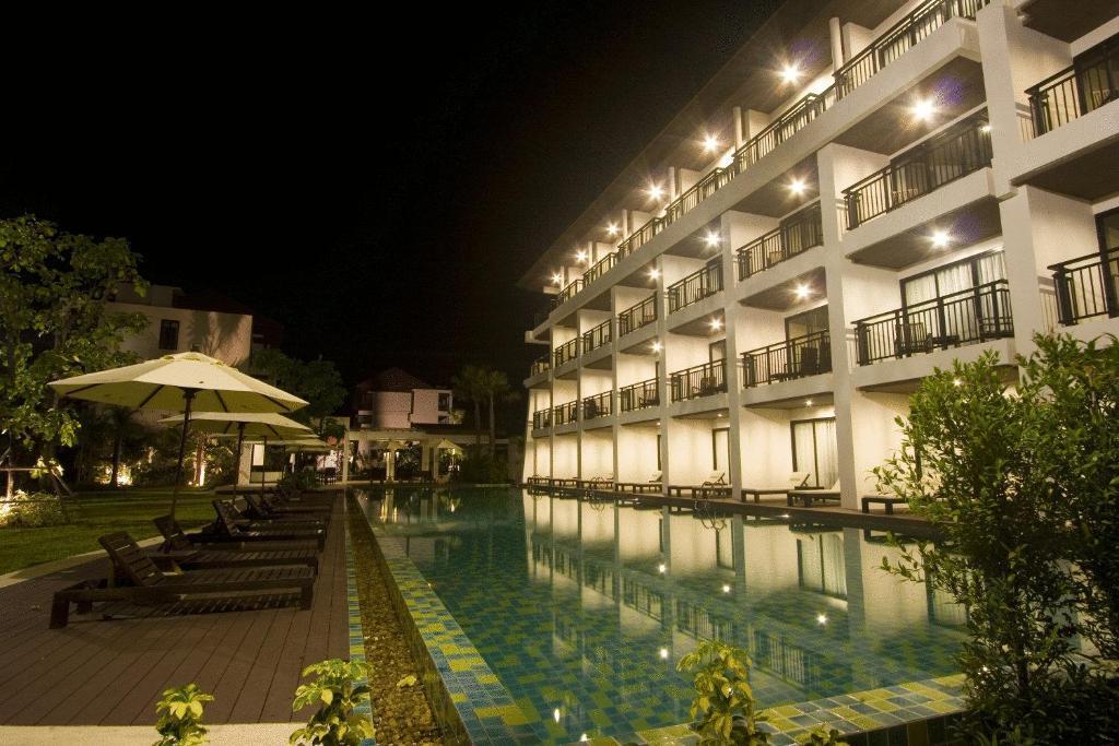 D Varee Mai Khao Beach Bagian luar foto