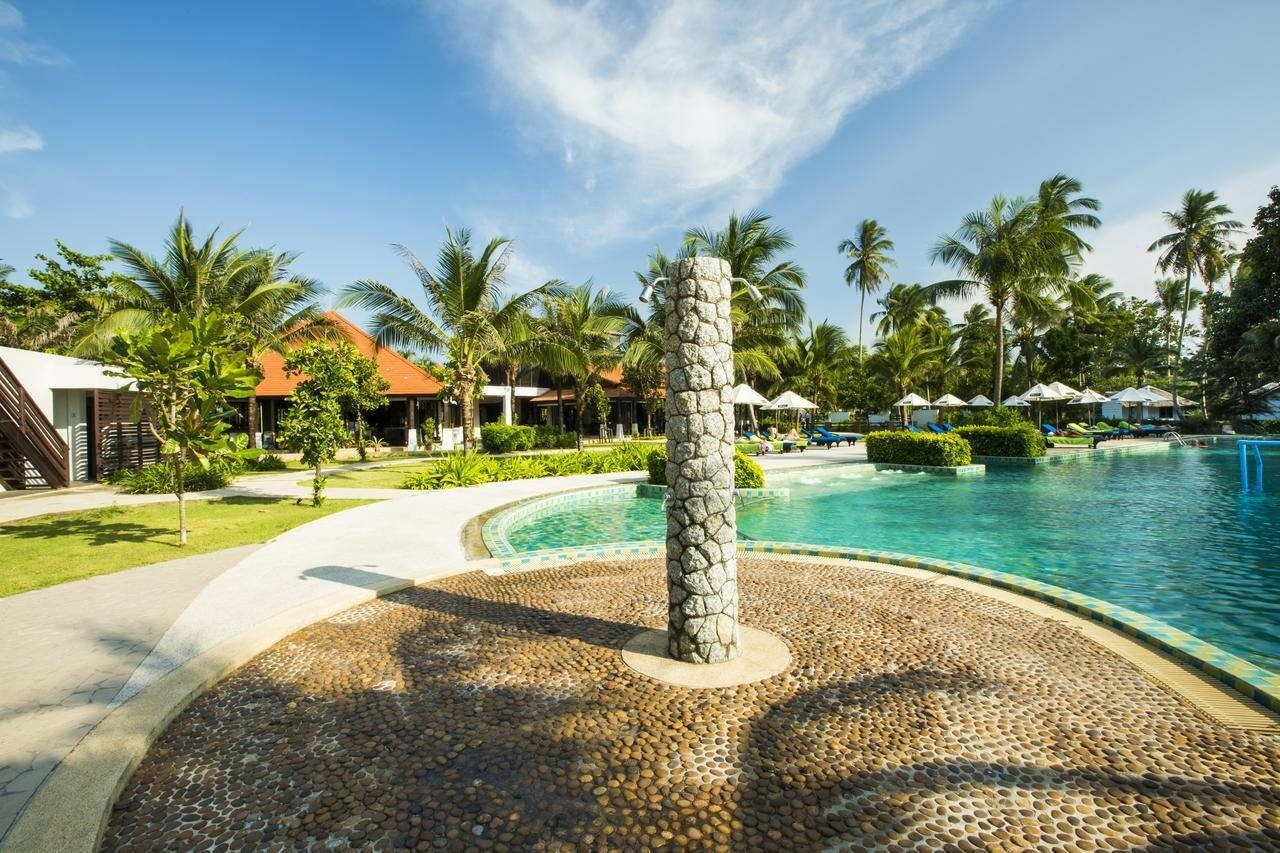 D Varee Mai Khao Beach Bagian luar foto
